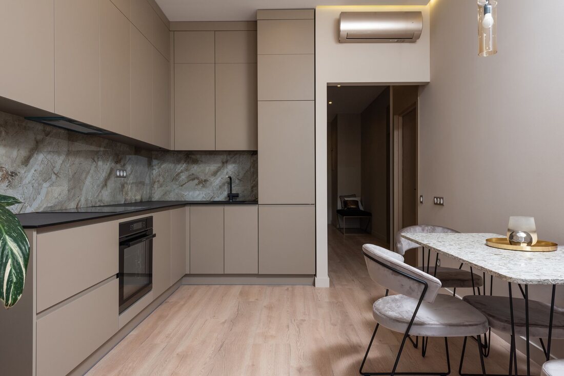 Bar de separare — Bucătării la comandă, Normand Mobilier