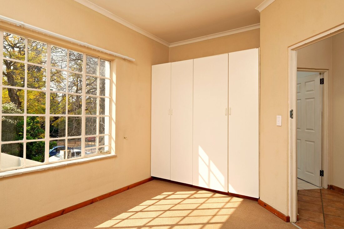 Bare pe două niveluri — Dressing la comandă, Normand Mobilier