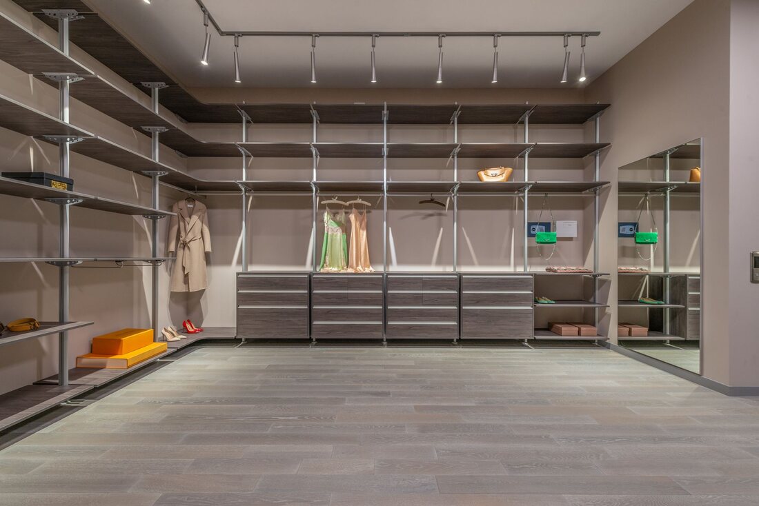 Oglindă integrată în dulap — Dressing la comandă, Normand Mobilier